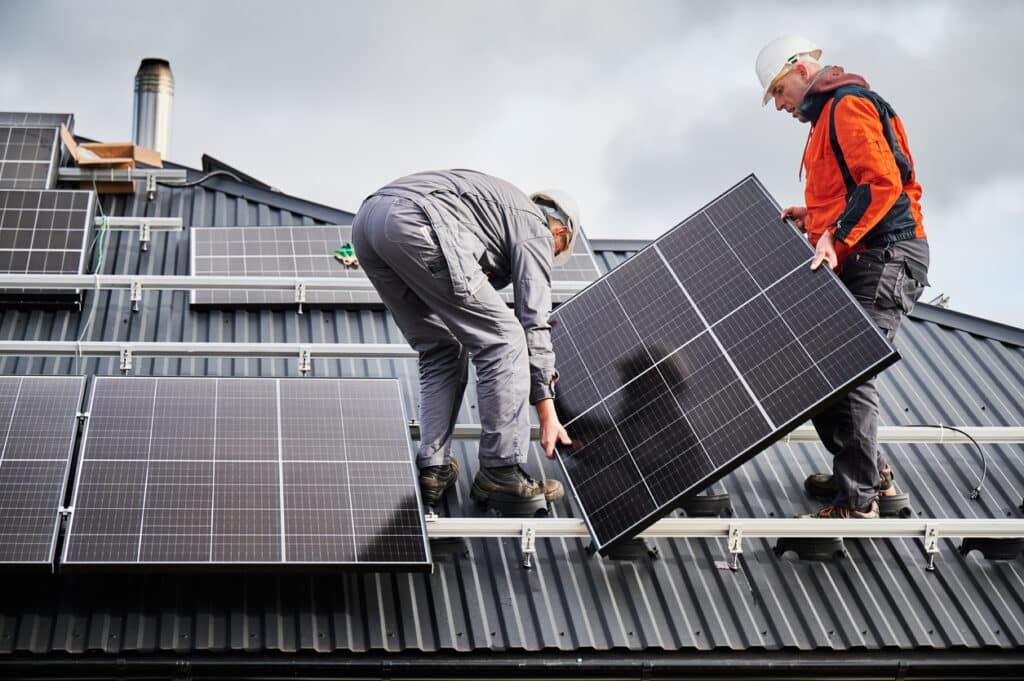 solar panel installer