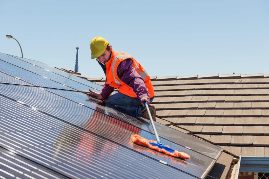 cleaning solar panel